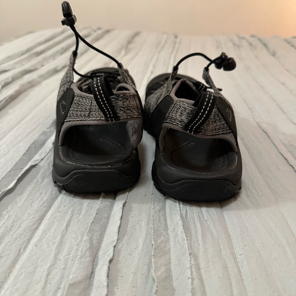 Keen Women's Sandals | Size 11 - Picture 4 of 7